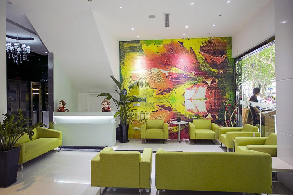 Fx Hotel Xujiahui - Shanghai Stadium Branch Exteriör bild