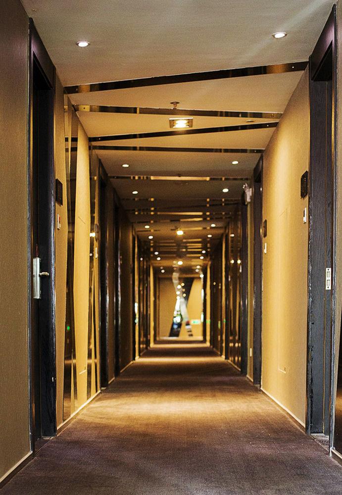 Fx Hotel Xujiahui - Shanghai Stadium Branch Exteriör bild