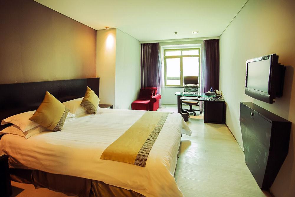 Fx Hotel Xujiahui - Shanghai Stadium Branch Exteriör bild