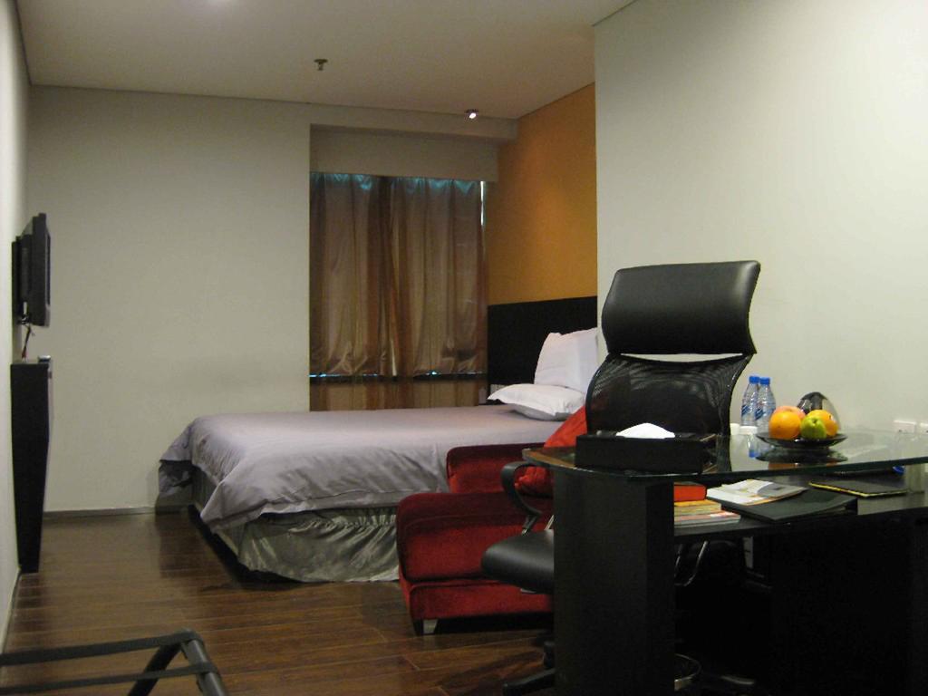Fx Hotel Xujiahui - Shanghai Stadium Branch Exteriör bild