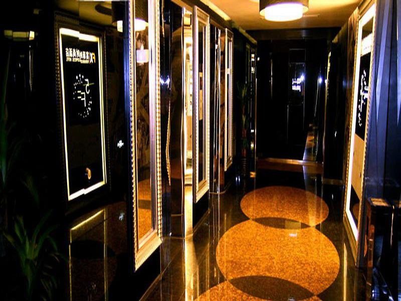Fx Hotel Xujiahui - Shanghai Stadium Branch Exteriör bild