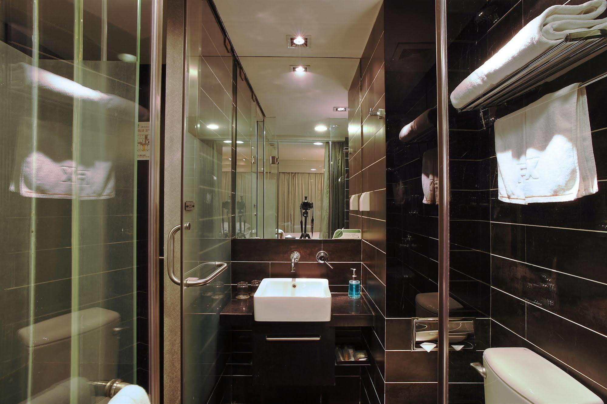 Fx Hotel Xujiahui - Shanghai Stadium Branch Exteriör bild