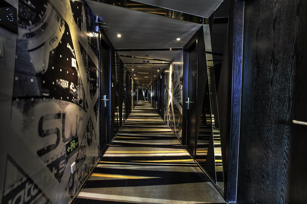 Fx Hotel Xujiahui - Shanghai Stadium Branch Exteriör bild